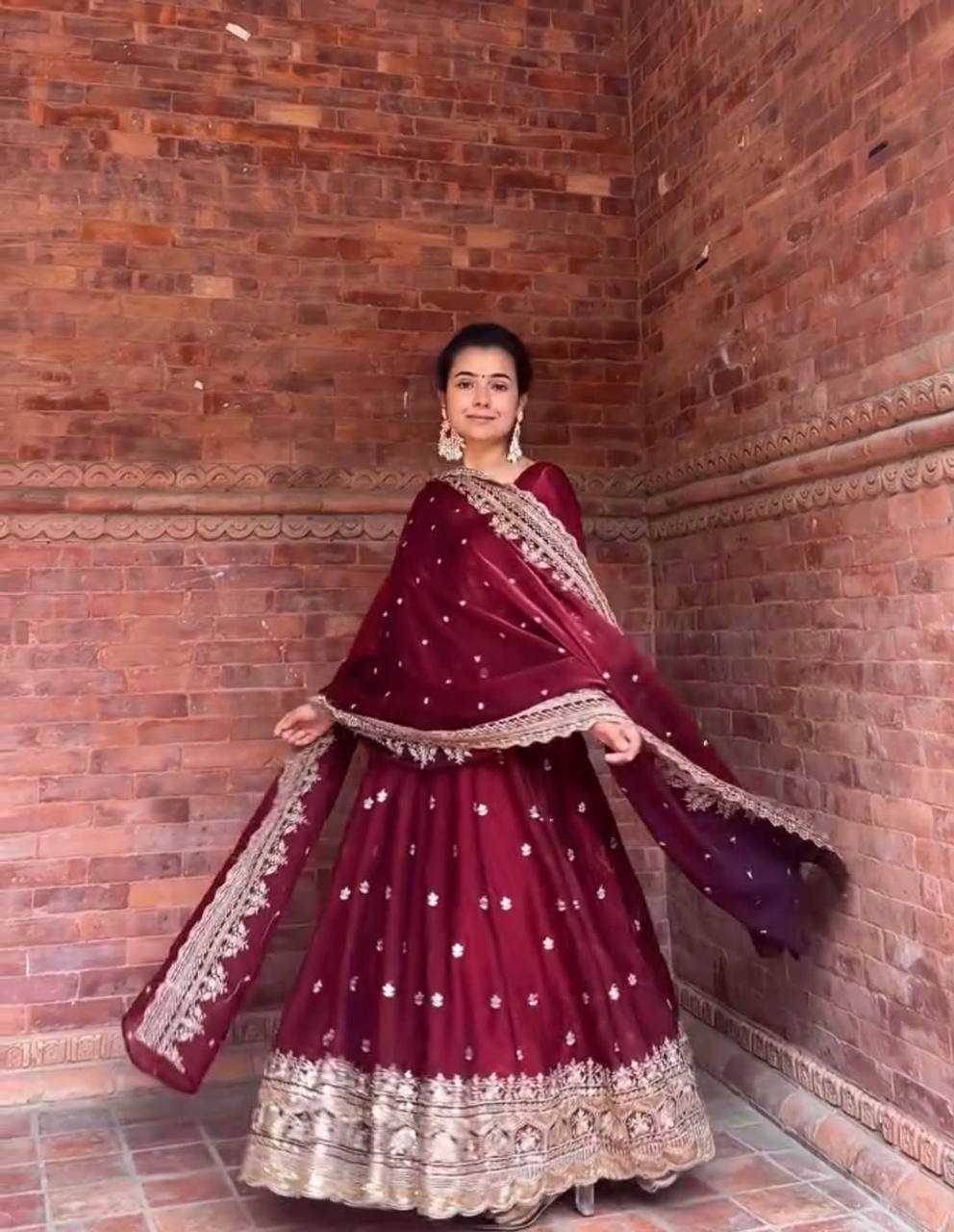 Heavy Silk KESH515 1250 Gowns Wholesale Party Gowns Designer Gowns Silk Gowns - MYLUXURY LANE ENTERPRISE